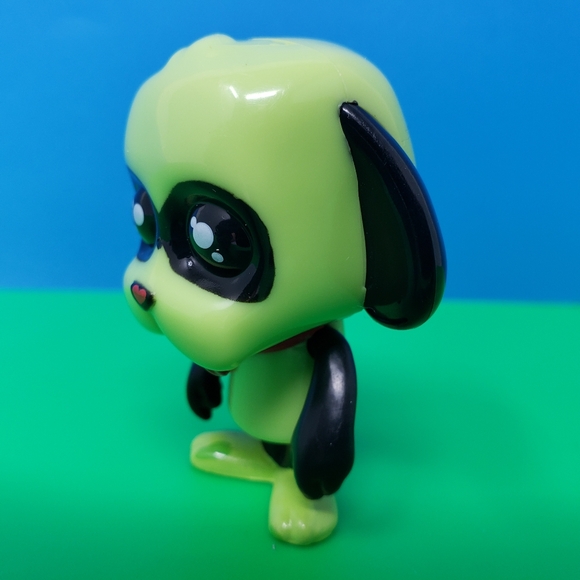 FGTEEV Ultra Mystery Glow In The Dark Oreo Green Dog Figure - Picture 16 of 16